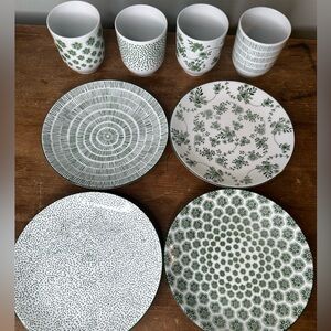 IKEA Entusiasm 4 Green Salad Dessert Plates and 4 cups Geometric Floral